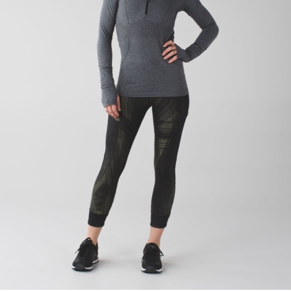 Lululemon Fresh Mesh Run Crop Sz 4